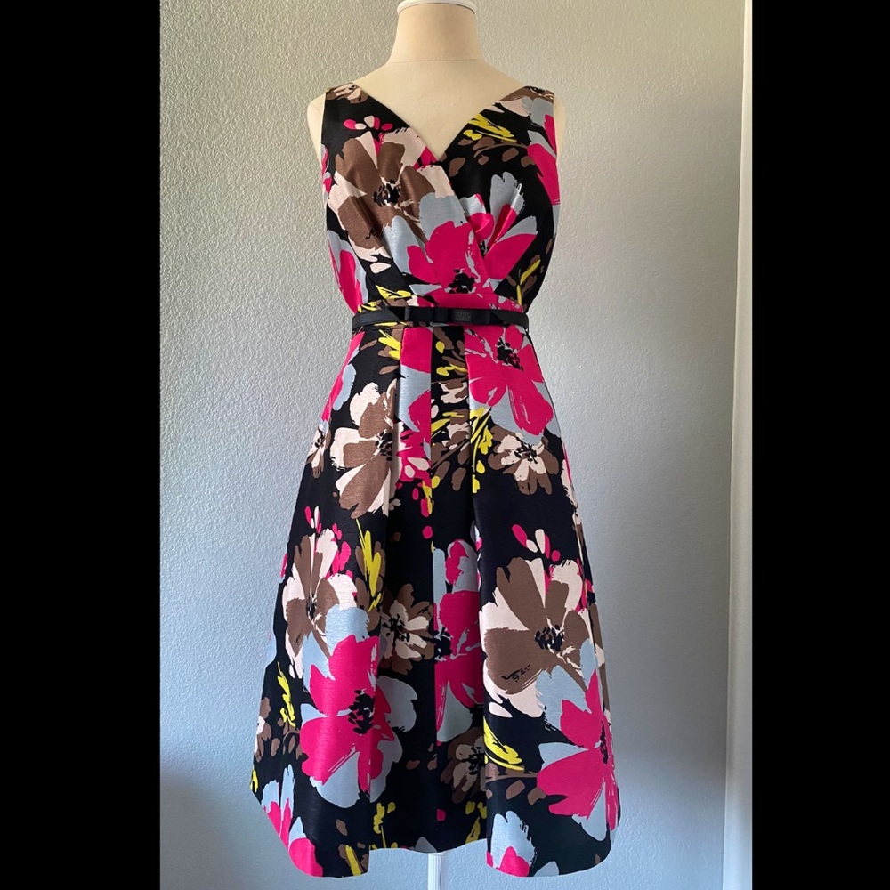 Tahari Floral Dress, Size 2